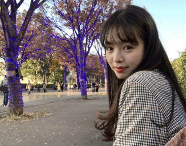 【顔画像】横田真悠の家族構成 | 兄はサロンモデルで姉も美人の美形兄弟！ - MIKA blog
