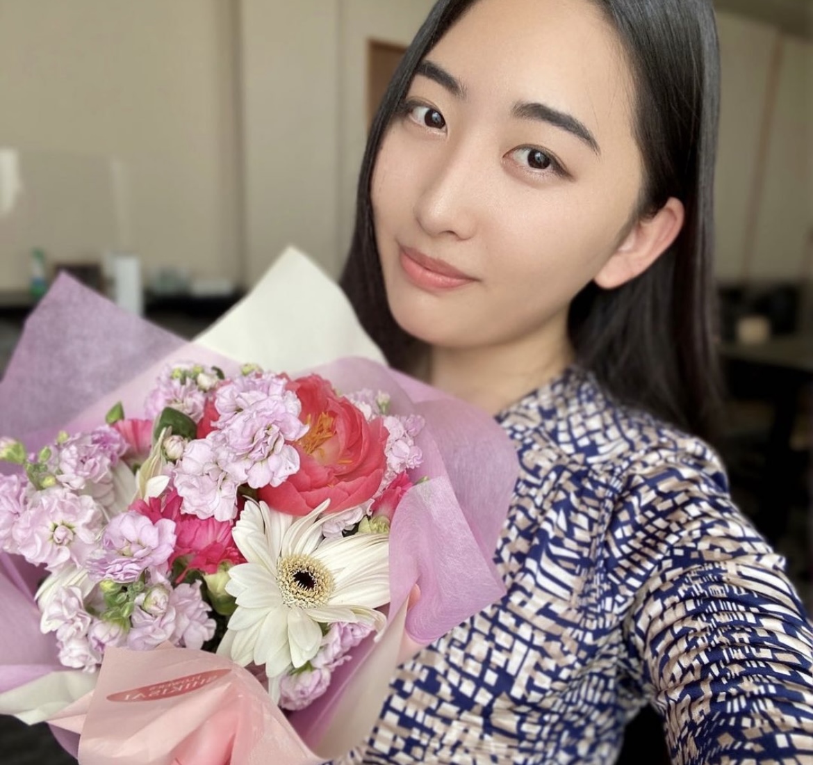 松本花林は何者？wiki経歴プロフィール 英語が堪能な才色兼備の超美人だった！ - MIKA blog
